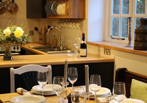 No.14, Stunning Holiday Cottage With Private Parking And All Rooms En-suite