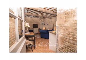 No.4 The Old Coach House