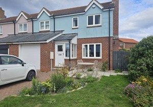No 5 Longbeach Drive