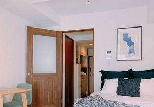 Nordic Inspired Simple Flat in AzabuTokyo Tower / Minato-ku Tokyo