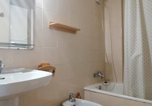 North facing apartment - Falcó 12