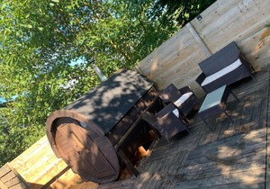 Oak Lodge Retreat - Glamping 5