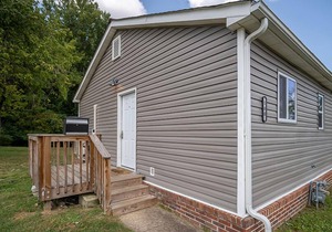 Oak Ridge Charmer (Close To Windrock Park)