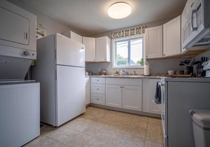 Oak Ridge Charmer Close To Windrock Park
