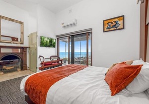 Oakleigh Guest House with Ocean Views - Room 8
