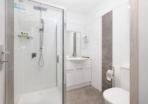 Oakleigh Guest House with Ocean Views - Room 8