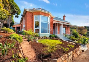 Oakleigh Guest House with Ocean Views - Room 8