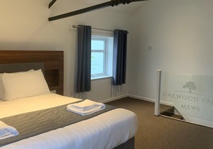 Oakwood Farm Mews