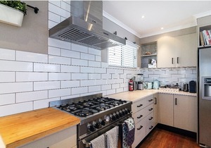 Oasis in Scarborough, 2min walk to beach,sleeps 8