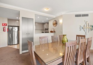 Oasis Unit 3 5 Laman Street