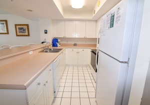 Ocean Drive. 4 bedroom 3 bath oceanfront condo. Sleeps 10.