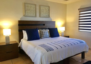 OCEAN FRONT VIEWS!!! Gated Develpment Beach Access and Walk to Everything!