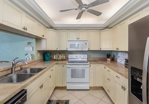 Ocean Harbor Condo 2bed/2Bath-8th Floor