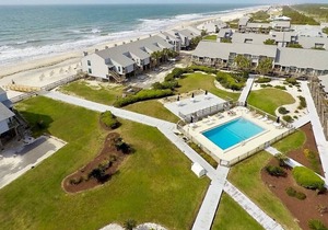 OCEAN MILE E6 IS IMPECCABLY REMODELED AND READY FOR YOUR FAMILY!