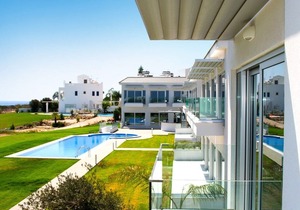Ocean Suites Luxury Apartment - B3-001