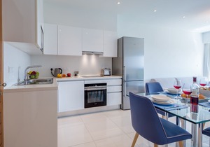 Ocean Suites Luxury Apartment - A1-001