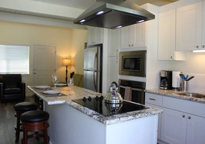 OCEAN VIEW, 1BR, OUTSTANDING LOCATION F