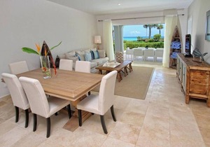 Ocean View 2 Bedroom Condo with Jacuzzi
