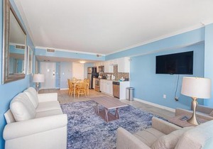 Ocean View 2 Bedroom Apartment with Great Views! Palace Resort 413