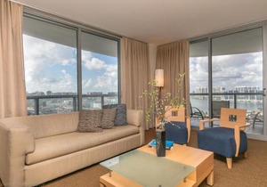 Ocean View 25th floor at Marenas Beach Resort by AmmosFL