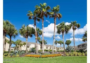 Ocean View Beach condo in St. Augustine great for Golf, Fishing, NASA, & Disney