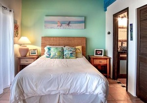 Ocean-view escape with pool & hot tub access