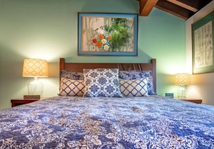 Ocean-view escape with pool & hot tub access