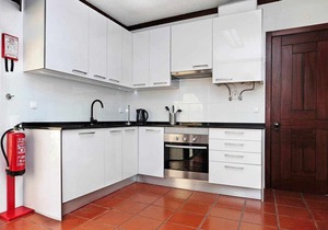 Ocean View-São Pedro Estoril - Checkinhome