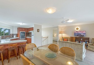 Ocean Waves - Townhouse across from beach