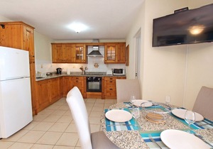 Oceanfront 1-bed Apt with Pool near Surfing - Rosalie #2