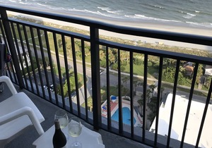 Oceanfront 1 Bedroom Condo with Spectacular Views