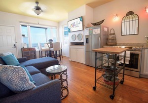 Oceanfront 1Br/1Ba Condo~2 Delightful