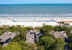 Oceanfront 7 BR 7 BA Wonderful Pool Deck Beach gear and bike rentals included