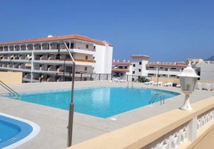 Oceanfront Beach Apartment la Arena