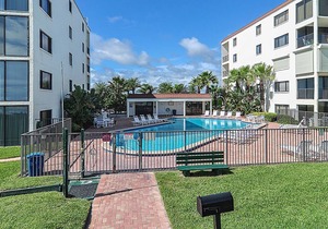 Oceanfront-Best Views Of The Beach-New Smyrna Beach-3/2