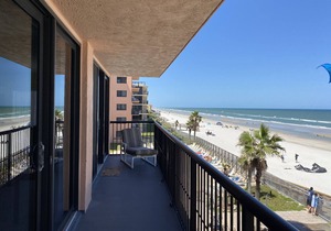 Oceanfront condo with spectacular views, beach access on non driving beach, NSB