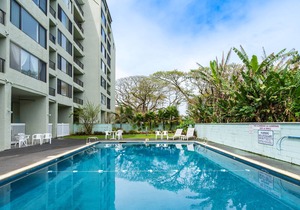 Oceanfront Condo w/ Shared Pool & Garden Views, Free WiFi, & Washer/Dryer