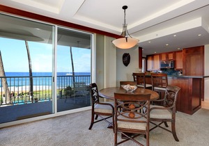 Oceanfront Corner Unit - #201 - Panoramic Ocean View - Over 165 "5" star reviews