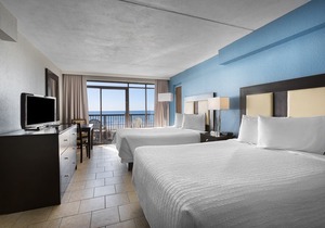 Oceanfront Efficiency w/ Great View + Official On-Site Rental Privileges