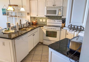 Oceanfront, First-Floor Condo with Balcony, Ocean View & Shared Pools/Tennis