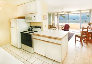 Oceanfront IS310 - Charming One Bedroom Maalaea Bay is an Incredible Value