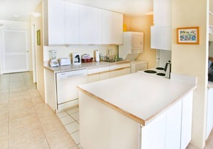 Oceanfront IS310 - Charming One Bedroom Maalaea Bay is an Incredible Value