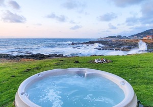 Oceanfront Main floor Duplex in the heart of Yachats