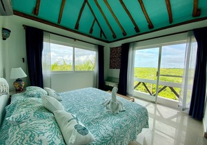Oceanfront Penthouse -4300 Sq Ft,2 Level -Mi Casa Del Mar