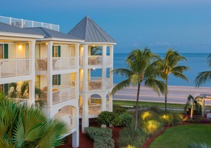 Oceanfront Property - 2BR/2BA - Near Smather's Beach - Poolside Bar and Grill
