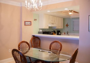 Oceanfront Spacious View the Sunrise Family Friendly & Quiet Building