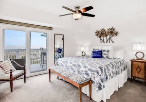 Oceanfront Townhome with Back Porch, WiFi, W/D, Beach Access & Shared Pool