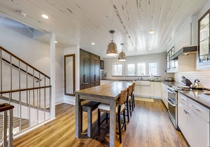 Oceanfront townhouse with ocean views, central AC, WiFi, & outdoor pool