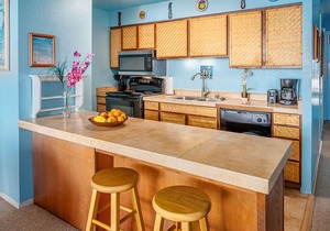 Oceanfront Wailua Bayview 203