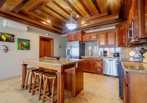 Ocean’s Edge 1B – Beachfront Ground-Floor Condo on Ambergris Caye